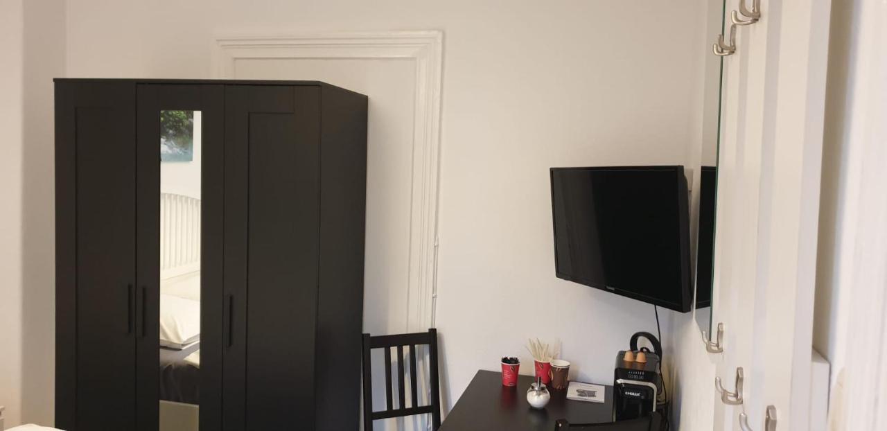 Pension Italia Lubeck Bagian luar foto