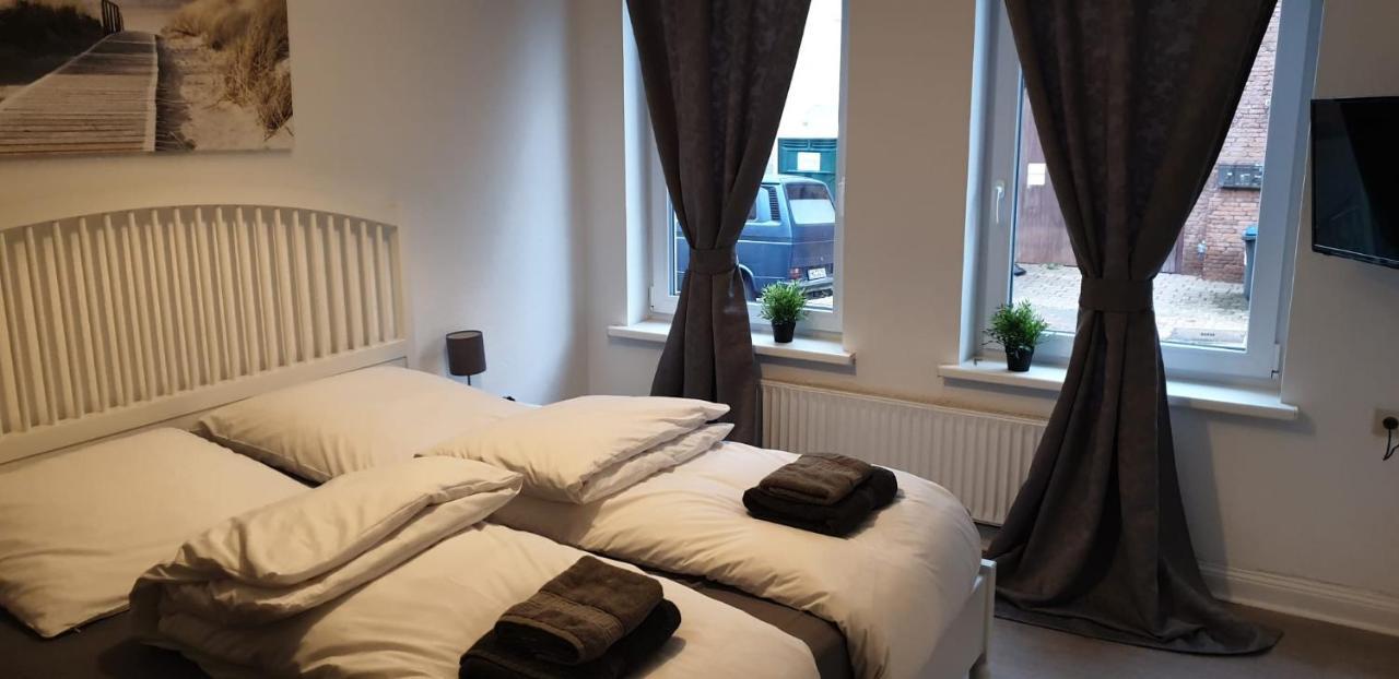 Pension Italia Lubeck Bagian luar foto